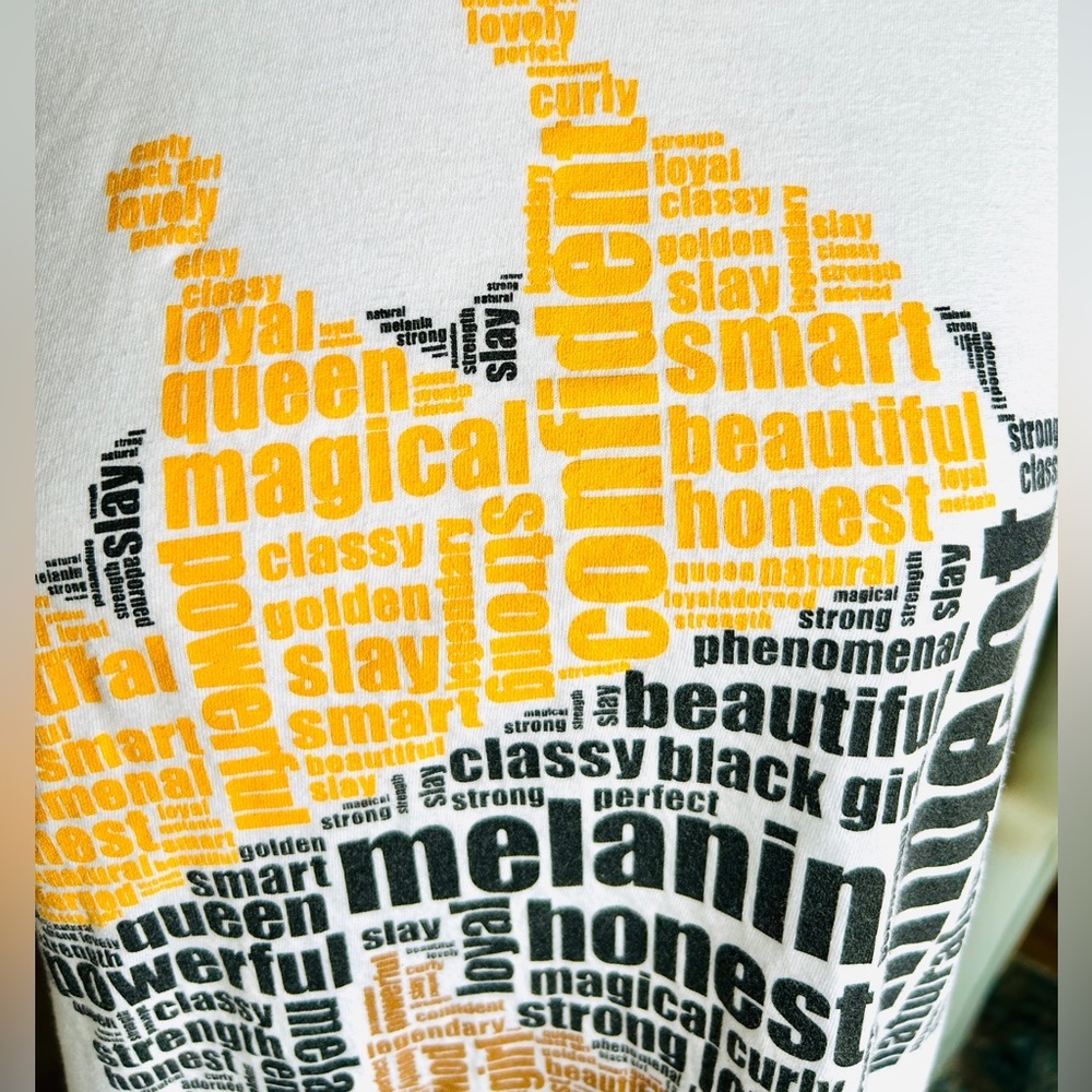 Designz By Morgan African Queen Word Art Graphic Tee Medium - Picture 9 of 10